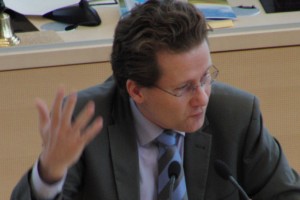 Foto: Martin Habersaat im Landtag, 2012