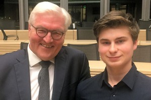 Frank-Walter Steinmeier und Bastian van der Neut