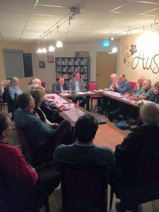 Diskussionsrunde im Bürgerhaus